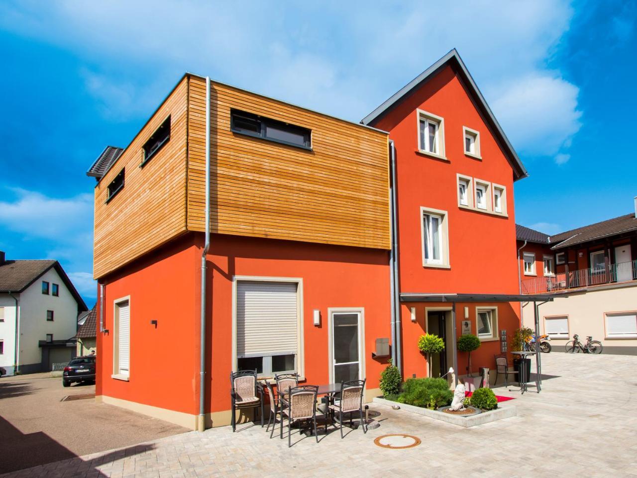 Hotel Loewen Garni - B&B Руст Екстериор снимка