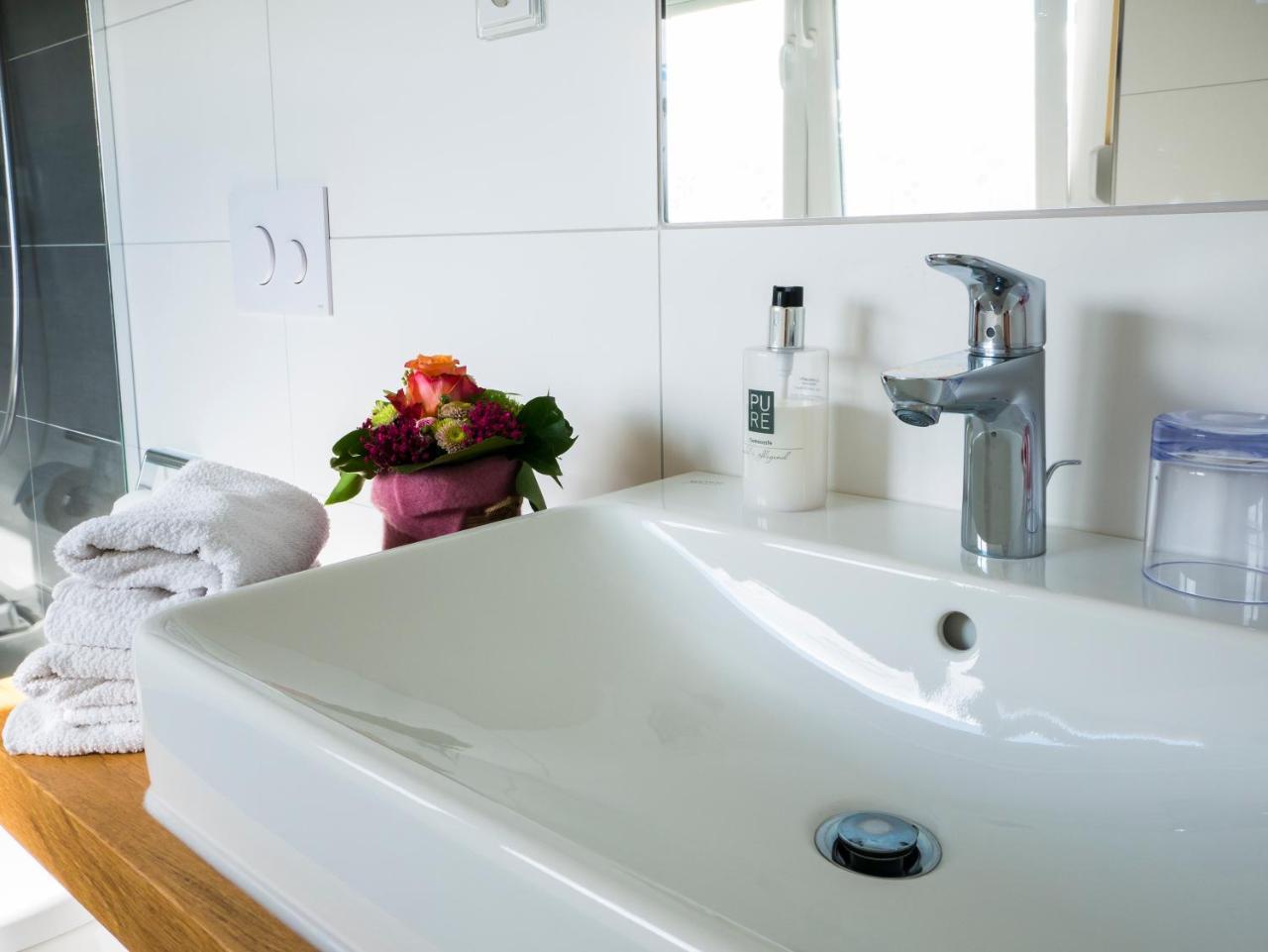 Hotel Loewen Garni - B&B Руст Екстериор снимка