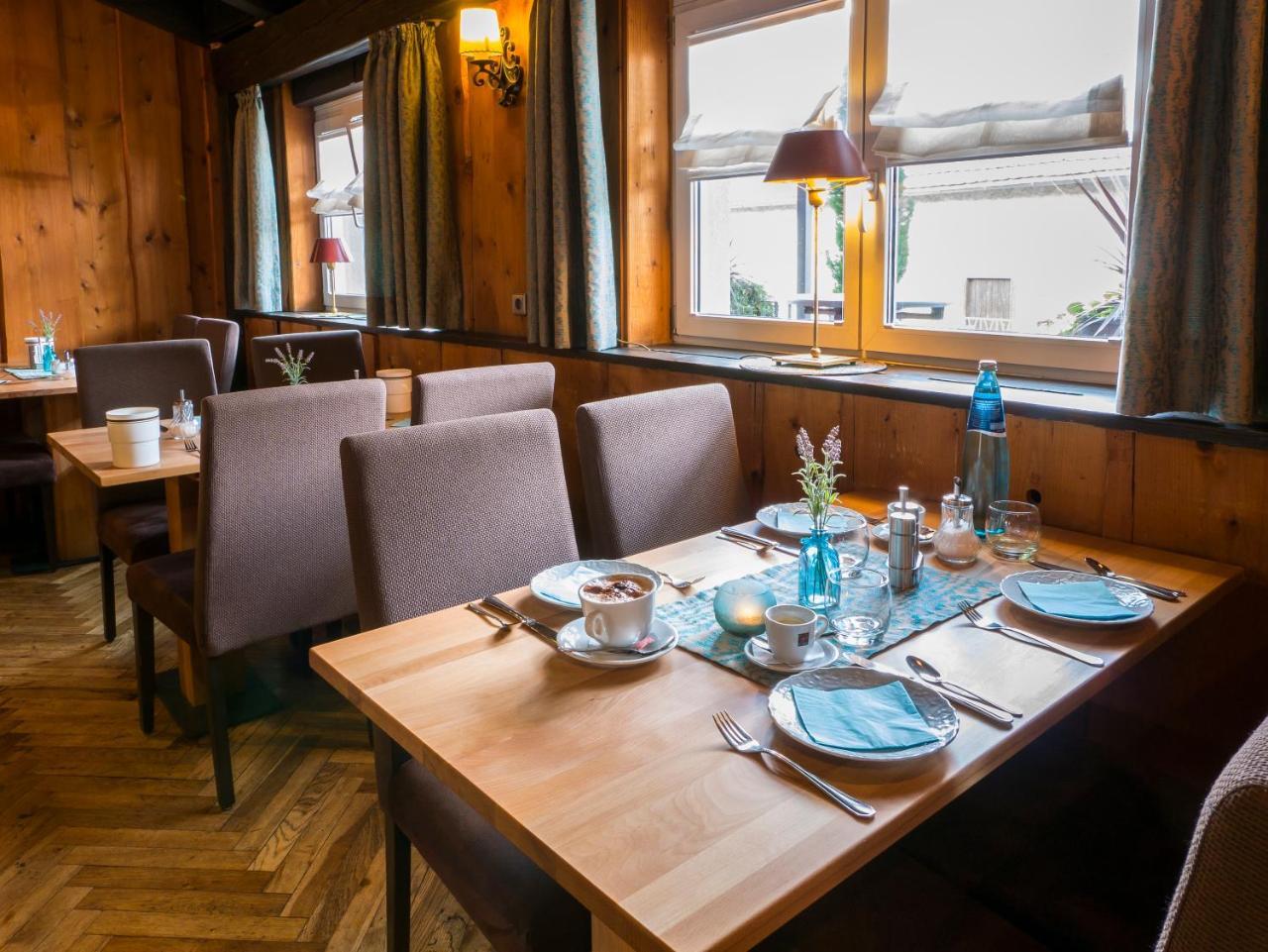 Hotel Loewen Garni - B&B Руст Екстериор снимка